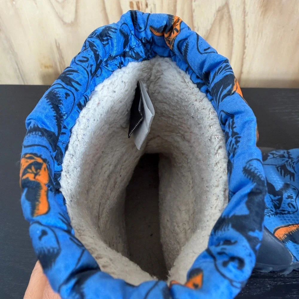 Bogs B-MOC Snow Dino Boots Toddler Size 9 Blue  Waterproof Insulated Faux Fur